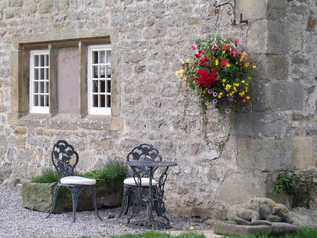 Braithwaite Hall Bed & Breakfast Middleham Exterior foto